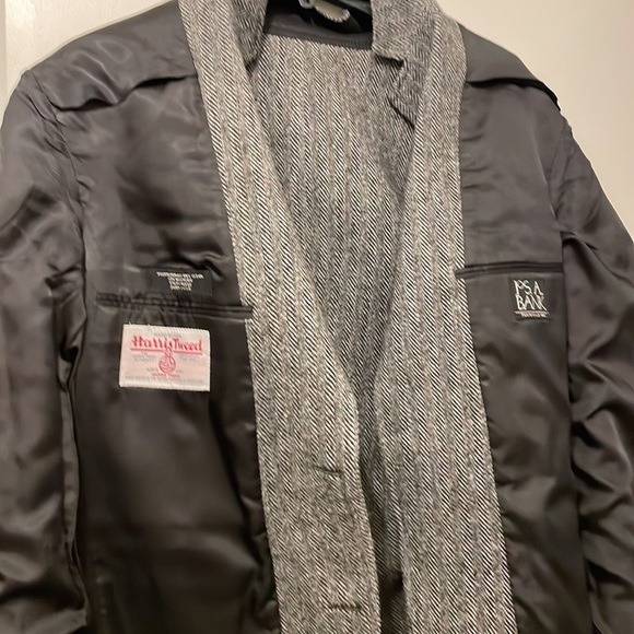 40R Harris Tweed Jos A Bank Sport Coat, Black/White (grey) herringbone, like new - Picture 9 of 12